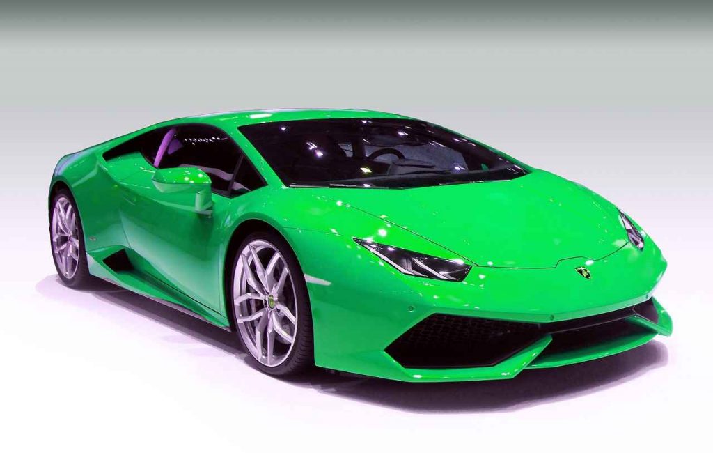 Lamborghini, novità nel contratto