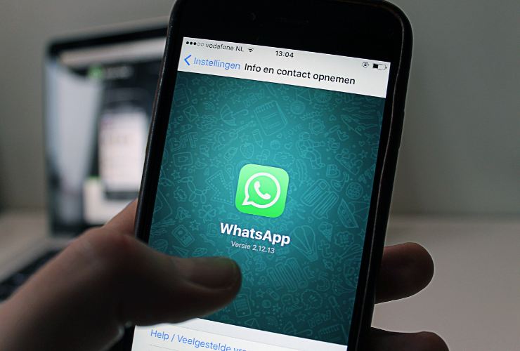 WhatsApp: passaggi leggere messaggi cancellati
