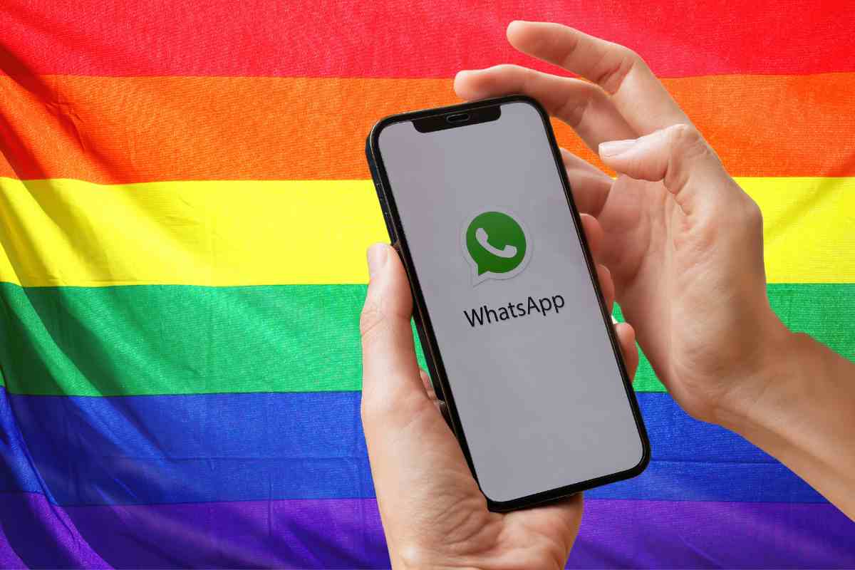 Modalità arcobaleno WhatsApp