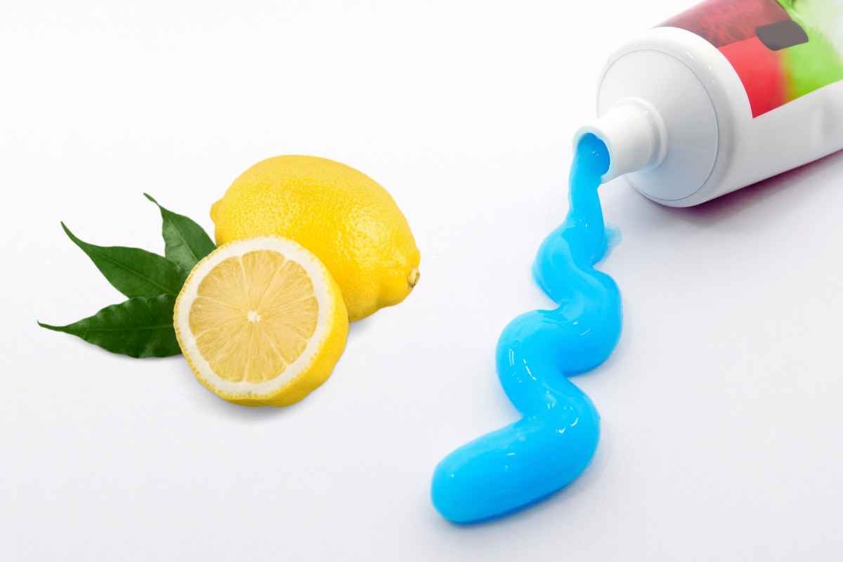 dentifricio limone pulisce lavatrice